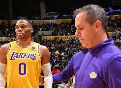 清晨印第安纳步行者备战足总杯，主帅复盘细节曝光，媒体盛赞，训练强度明显提升的简单介绍